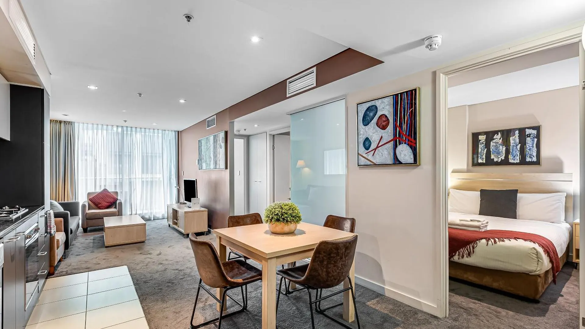 Swainson At Embassy Apartment Adelaide