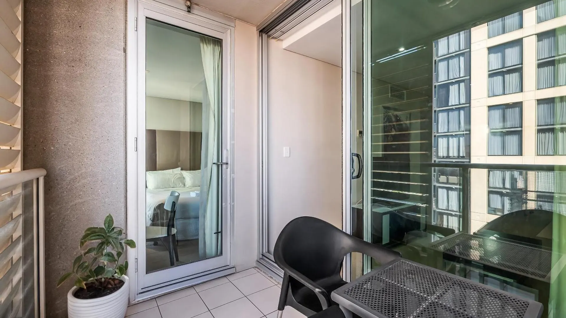 Swainson At Embassy Apartment Adelaide