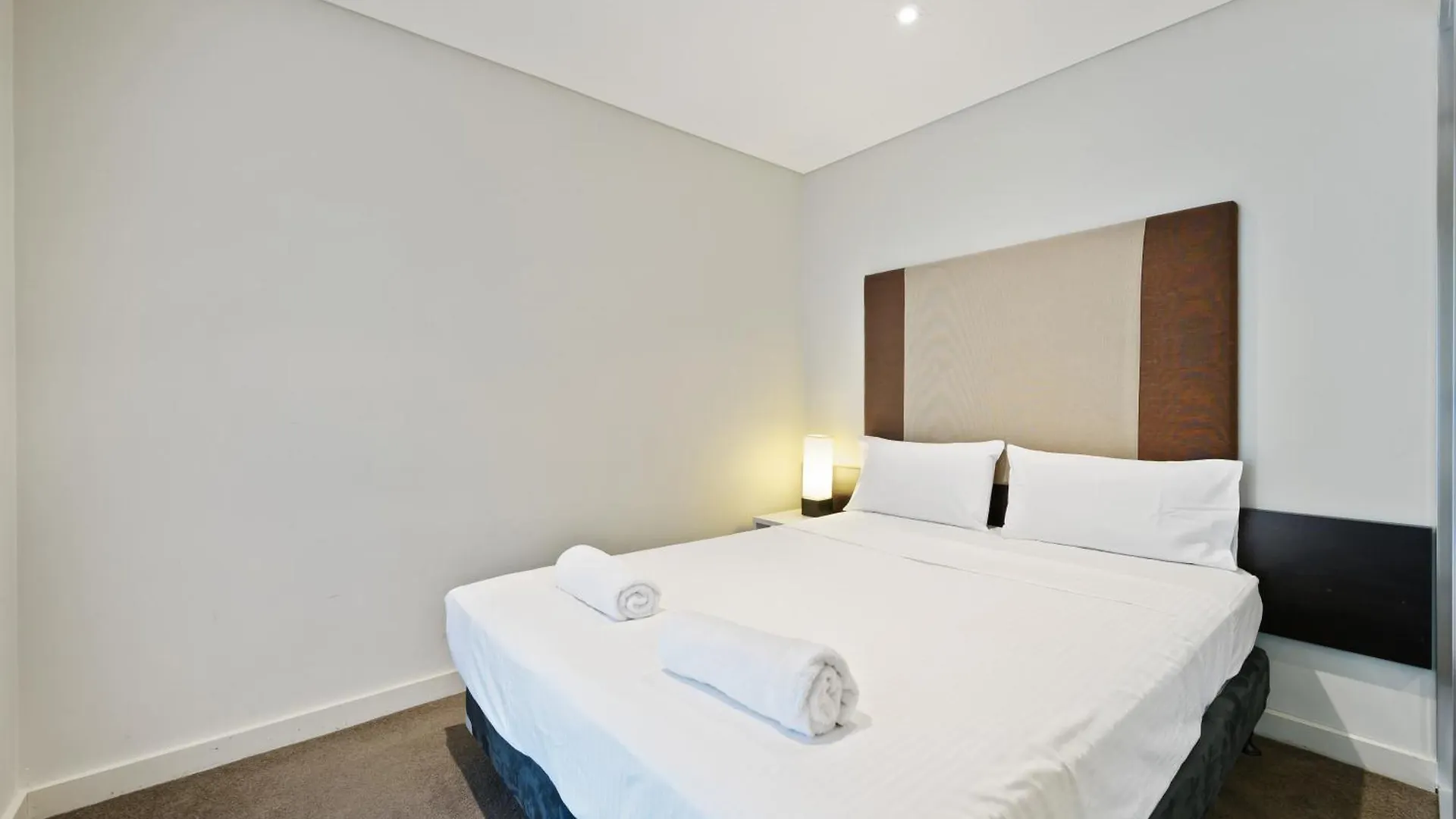 Swainson At Embassy Apartment Adelaide
